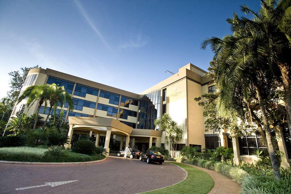Kigali Serena Hotel Exterior photo